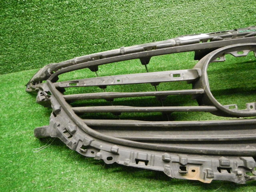 Решетка радиатора Mazda 6 GJ (2012-2015)