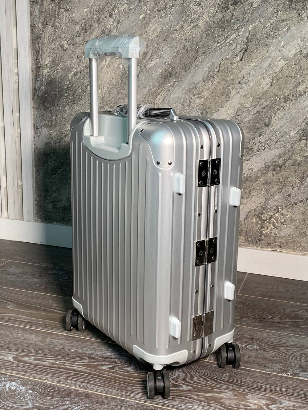 Чемодан Rimowa