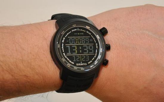 Наручные часы Suunto часы Elementum Terra Stealth rubber SS020336000