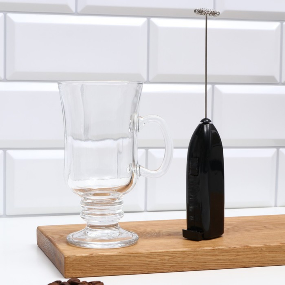 Подарочный набор «8 Марта», кружка для кофе 200 мл, капучинатор от батареек