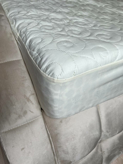 Наматрасник INVA защитный стеганный с бортиком 120 х 200 см / бежевый