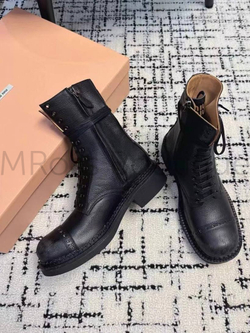 Женские сапоги Miu Miu в черном цвете