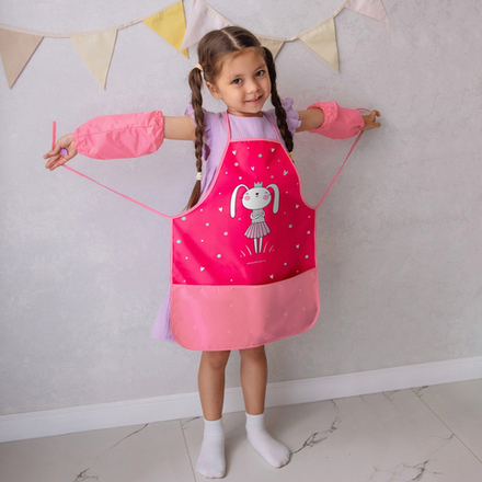 Фартук для творчества на завязках. Зайка