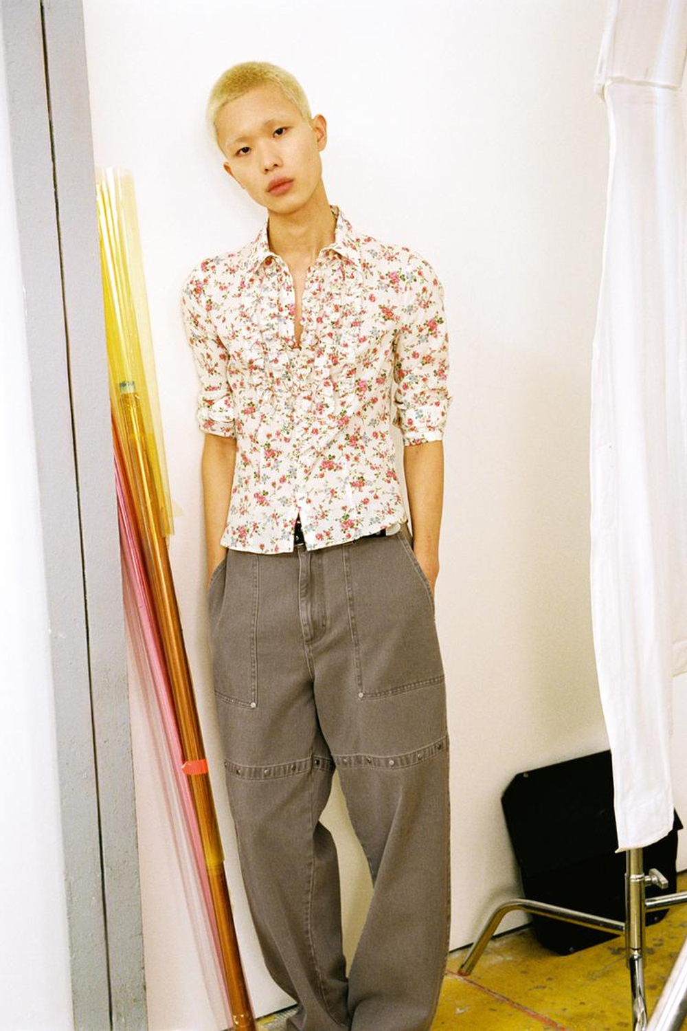 ZARA РУБАШКА С ЦВЕТОЧНЫМ ПРИНТОМ И ВОЛАНАМИ, РАЗНОЦВЕТНЫЙ