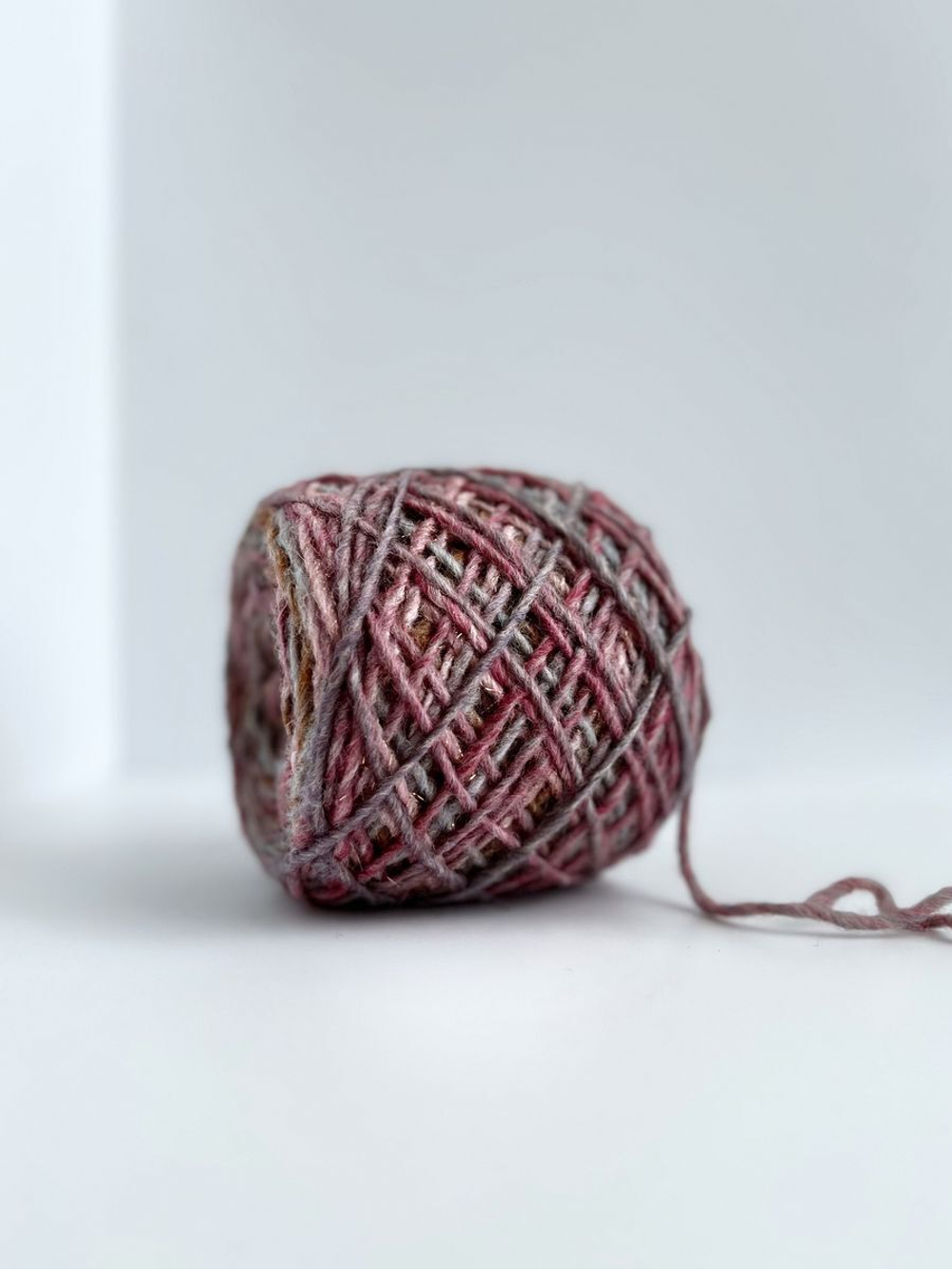 Трикотажная пряжа для вязания SPARK деграде шишибрики