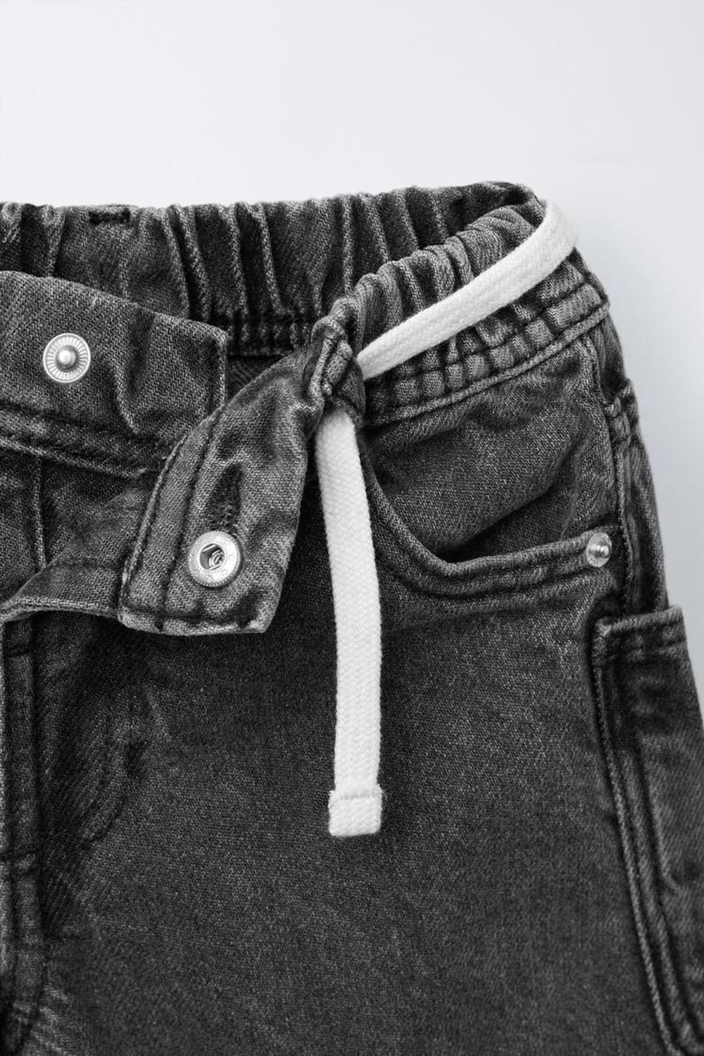 ZARA ДЖИНСЫ BAGGY С РЕМНЕМ, ЧЕРНЫЙ