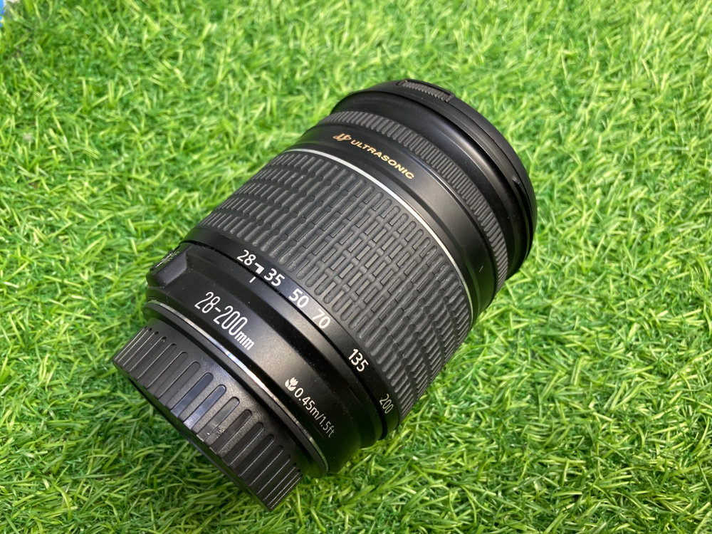 Canon 28-200mm 3.5-5.6 USM Покупка/Продажа
