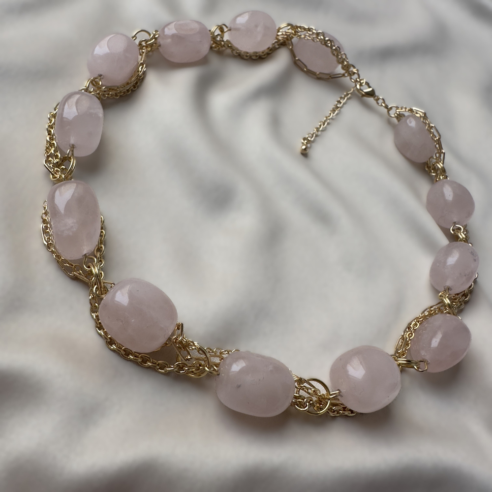 Колье «Розовый рассвет» — розовый кварц