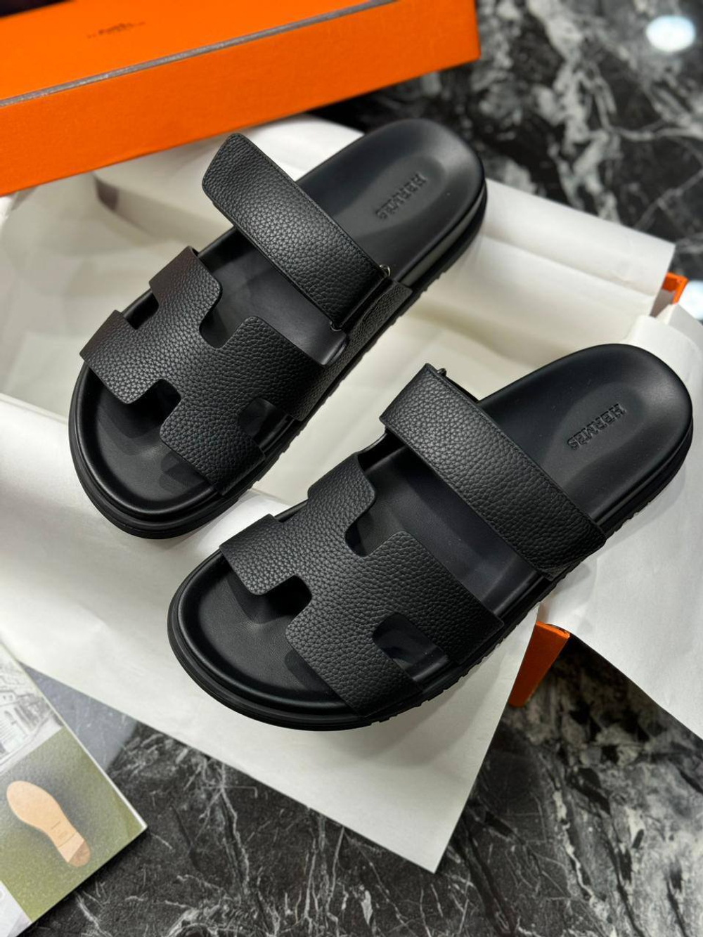 Шлёпанцы Hermes