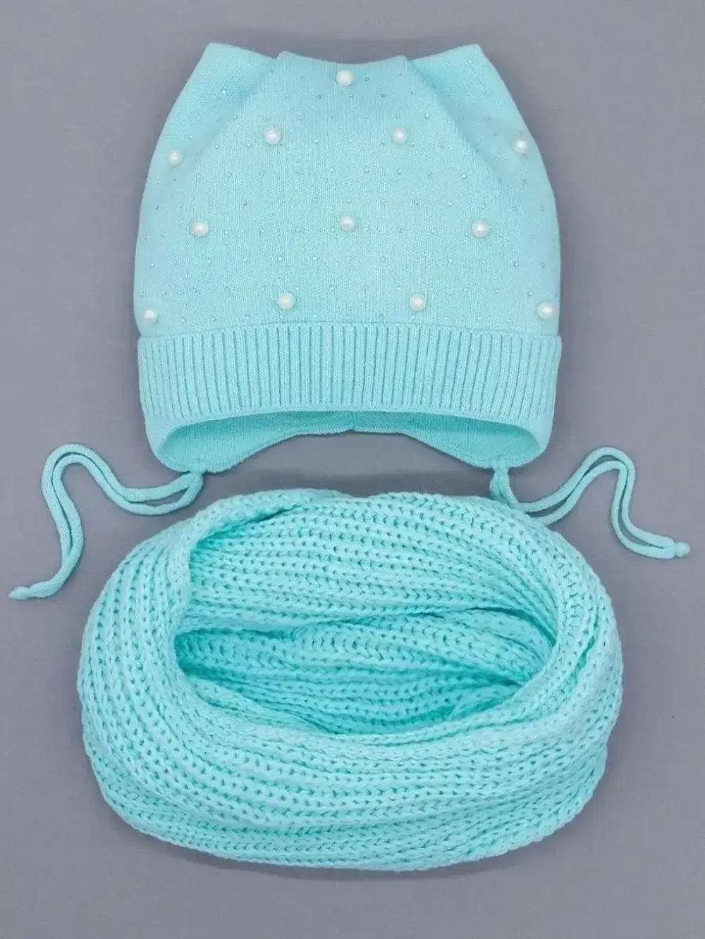 Шапка для девочки осенняя и снуд ушками