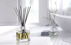 Maison Berger Paris - Набор Sticks Cube + ароматическое масло 125мл Delicate Cotton / артикул   6187  / GTIN 3127290061874