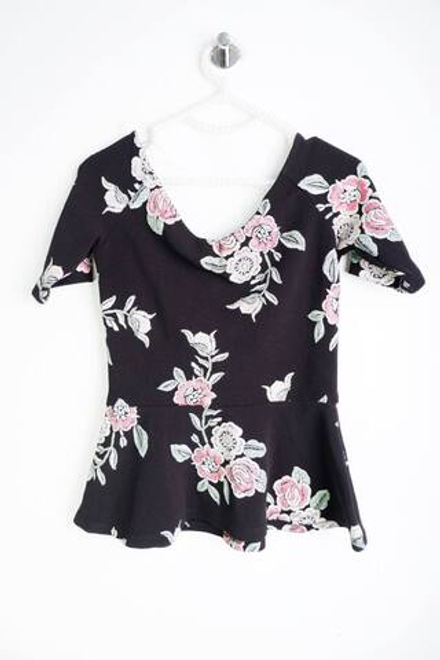 Блузка Concept Club с цветами, маркировка XS, визуально на 42 размер