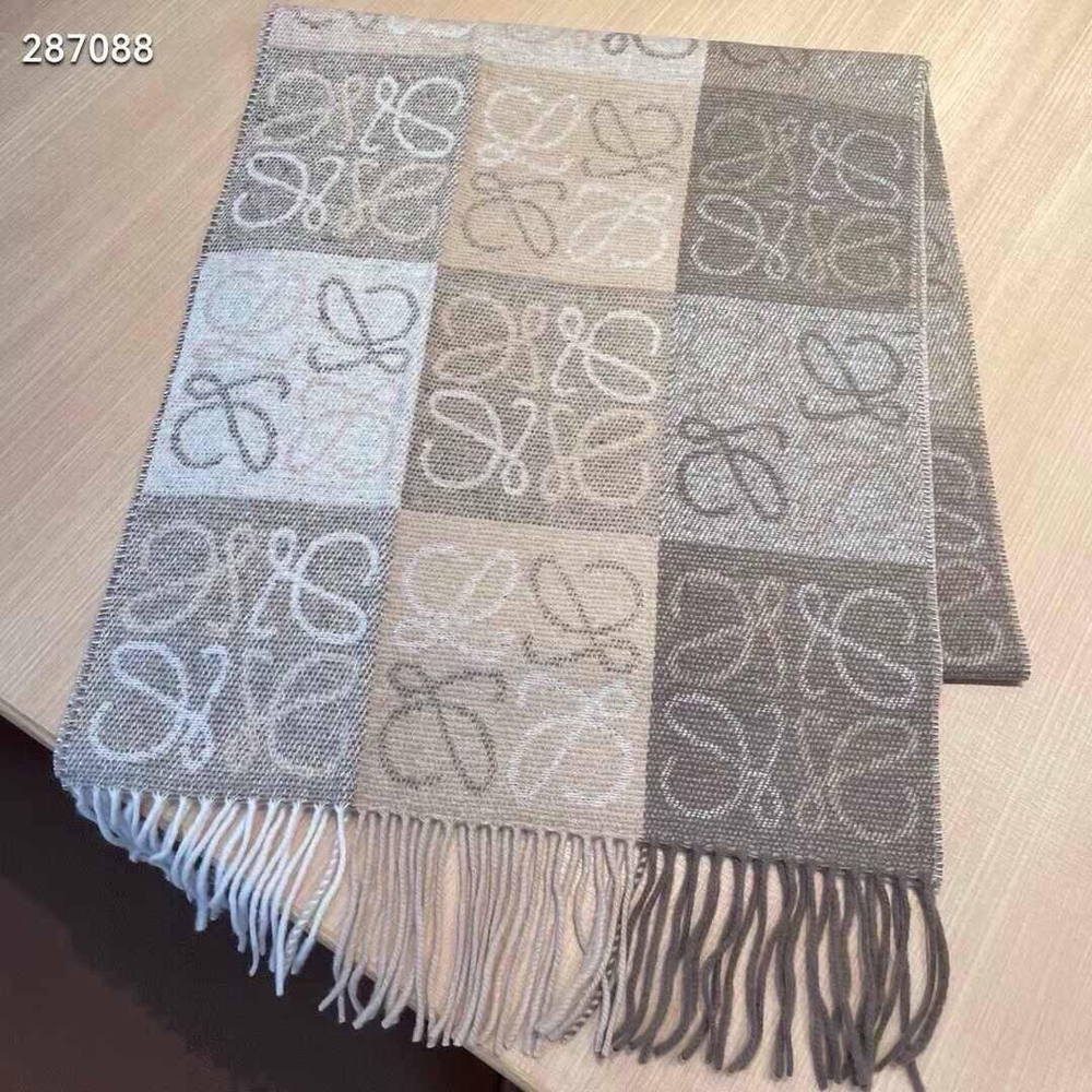 Шарф Loewe