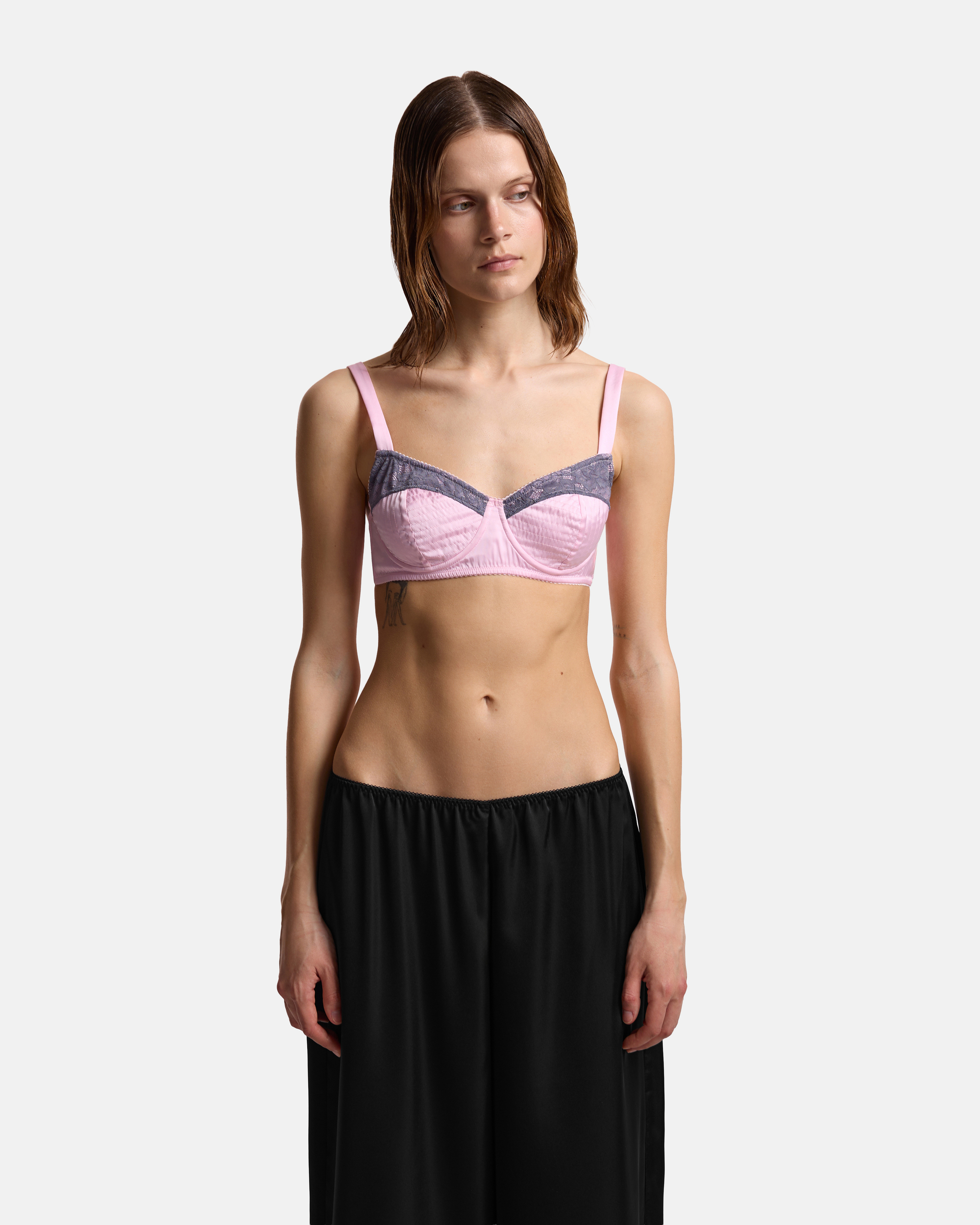 БРА С КРУЖЕВОМ ИЗ САТИНА