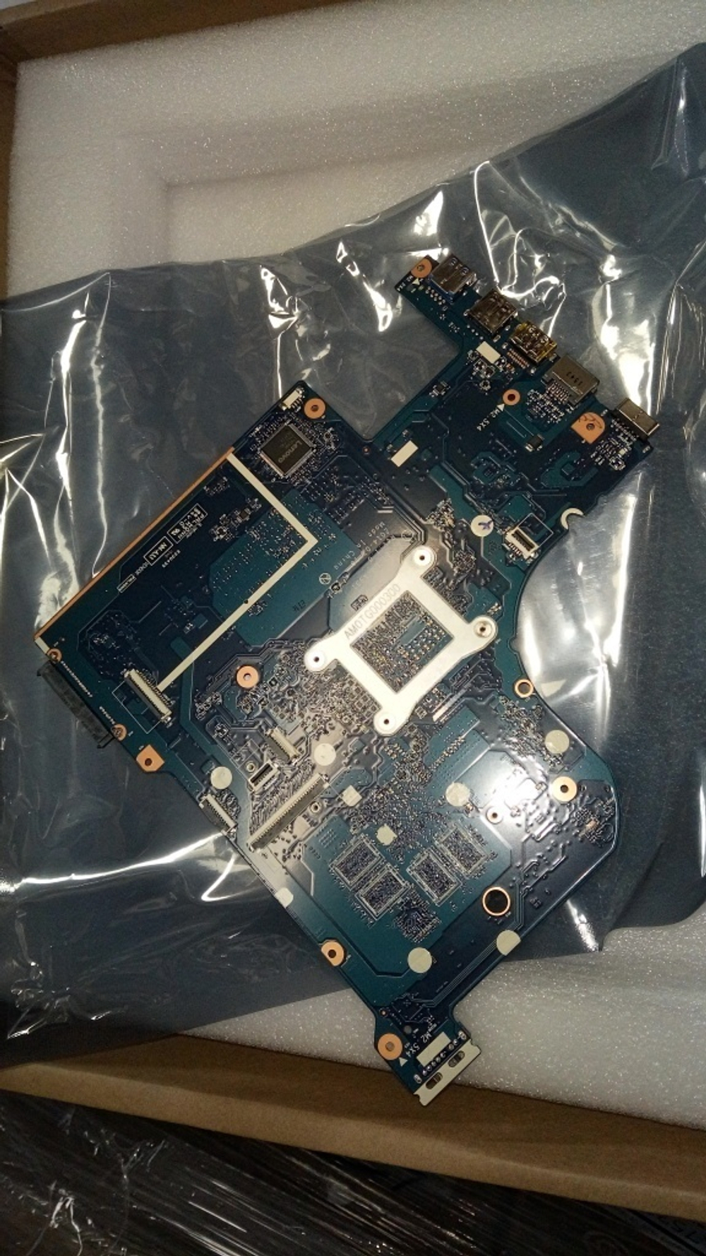 Материнская плата для ноутбука Lenovo G70-70 Laptop NM-A33 DIS HSW Intel Pentium 3558U 2G-PRO (5B20G89486), оригинал