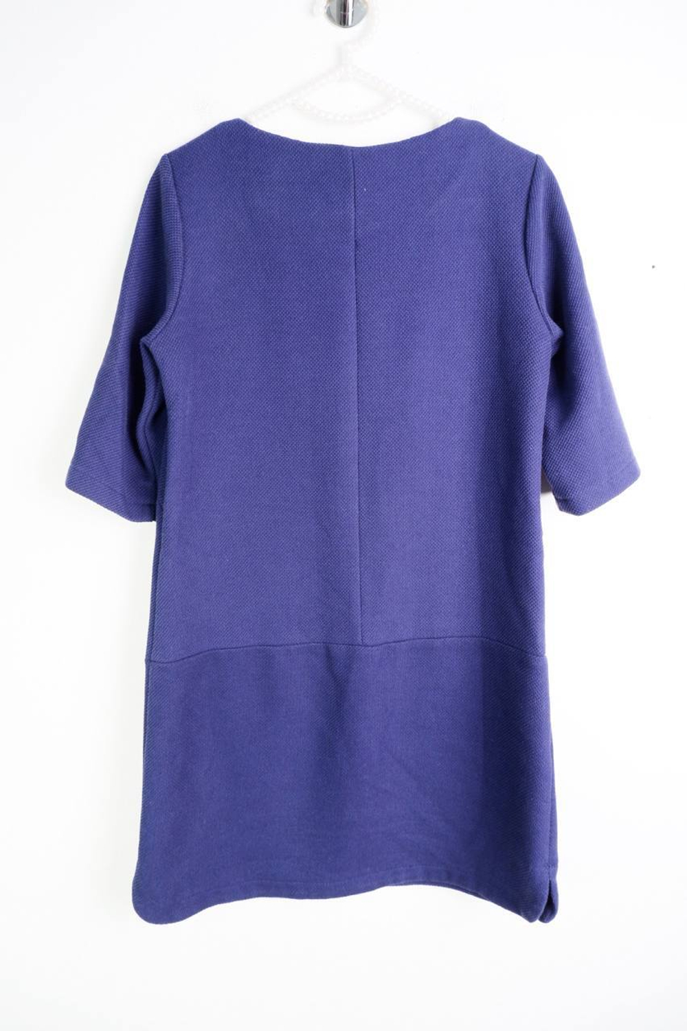 Платье Promod сдержанное, визуально на 42 размер