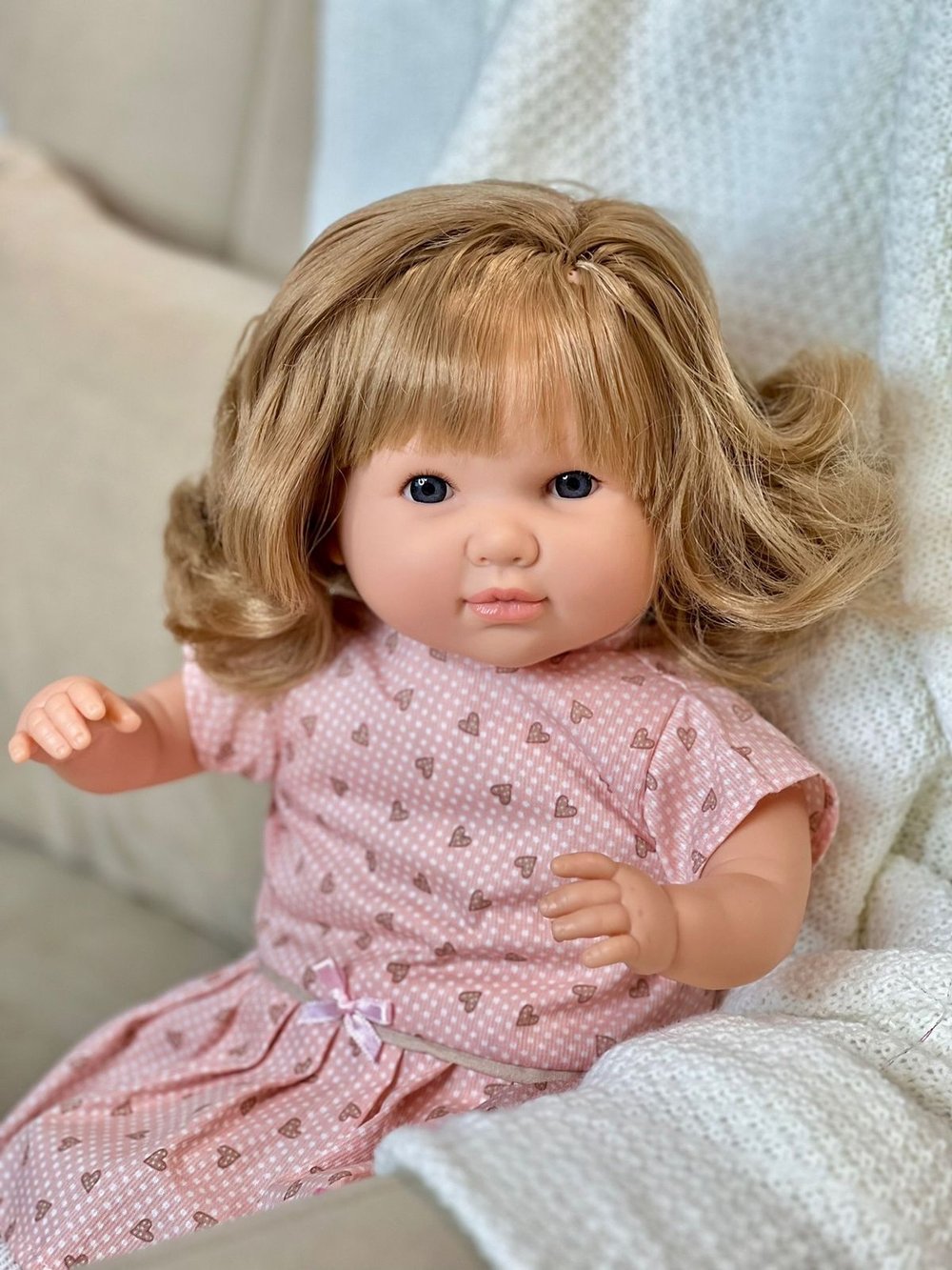 Кукла Berbesa мягконабивная 42см SANDRA в пакете (4419K)