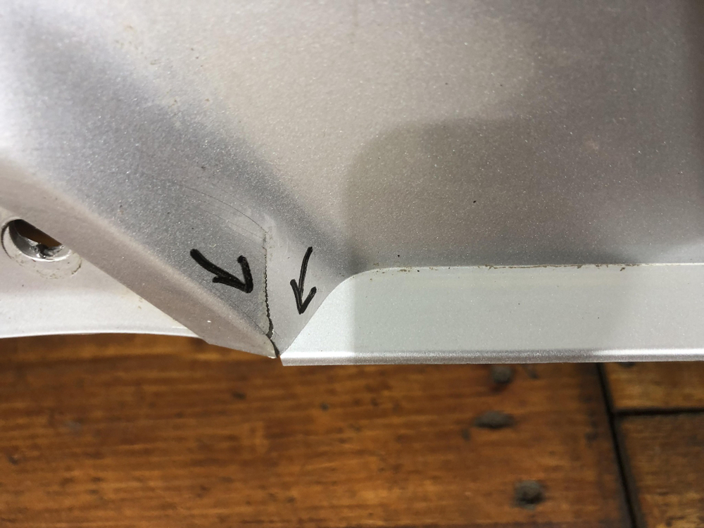 Накладка заднего бампера Volvo XC40 17-нв Б/У Оригинал 31449334