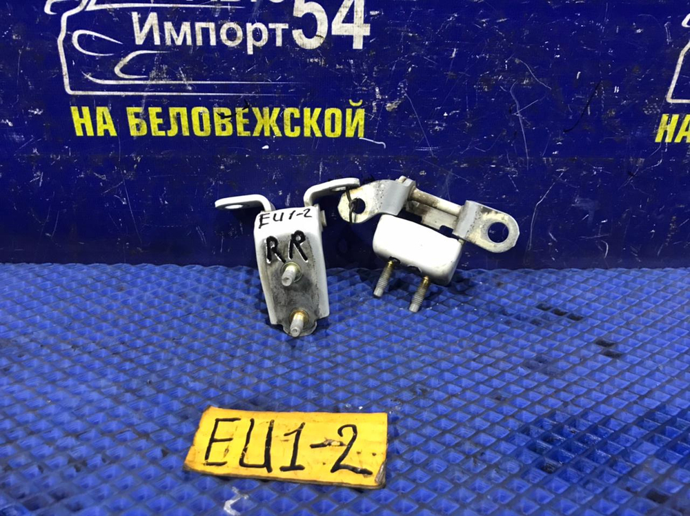 Петля двери задней правой Honda CIVIC 2001
