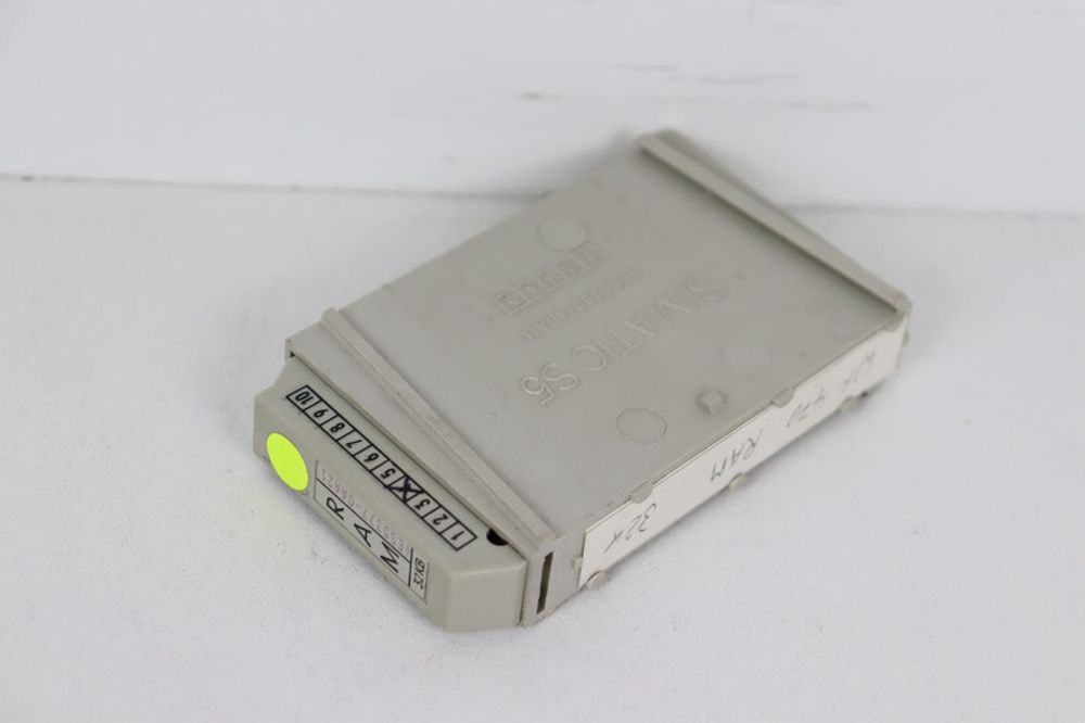 Б/у SIEMENS 6ES5377-0AA21