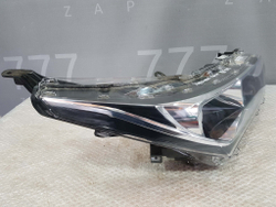 Фара правая Toyota Corolla (E180) 16-19 Б/У Оригинал 8111002L50