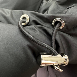 Пуховик Moncler