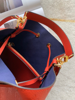 Louis Vuitton NeoNoe MM