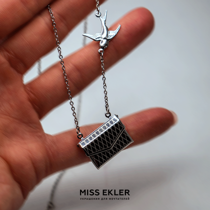 Кулон с гравировкой