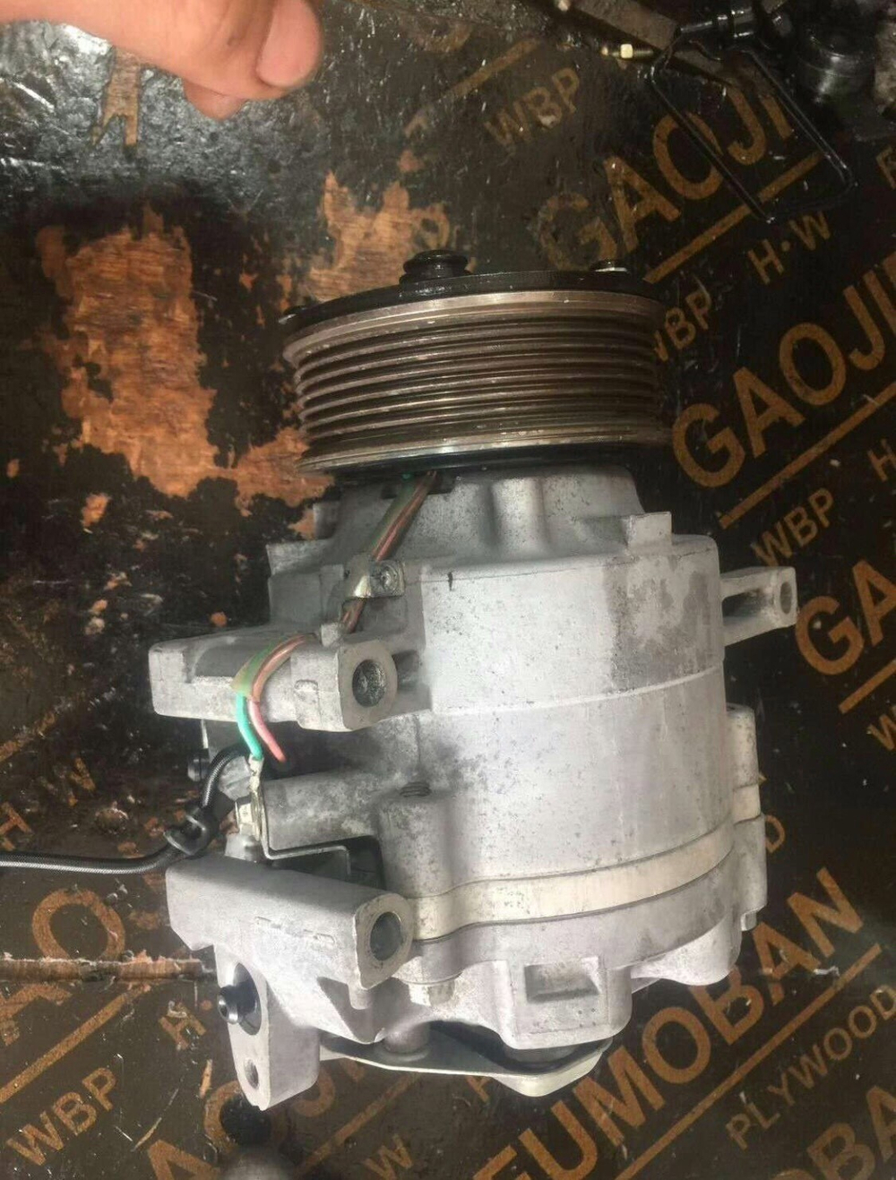 Компрессор кондиционера Honda Civic 8 1.8