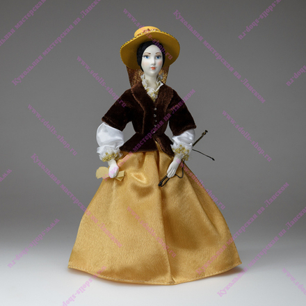 Сувенирная кукла в костюме для верховой езды