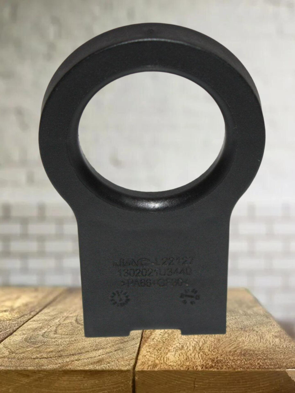 Кронштейн крепления радиатора верхний 1302021U3440 для JS4