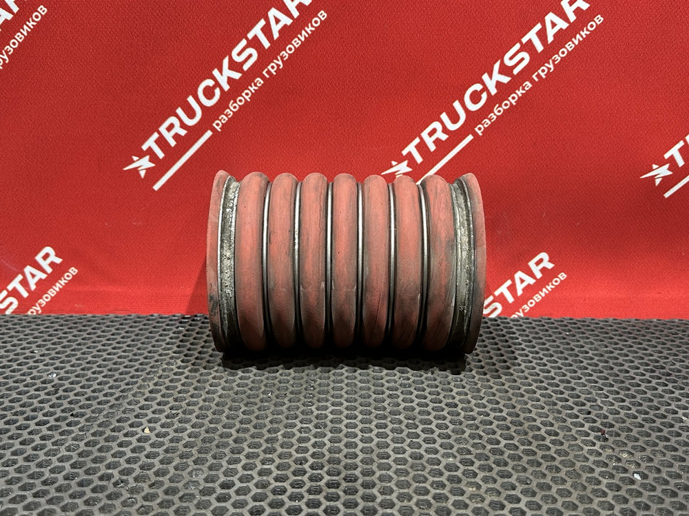 Патрубок интеркулера