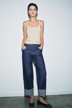 ZARA ДЖИНСЫ SELVEDGE С НИЗКОЙ ПОСАДКОЙ — ZW COLLECTION, СИНИЙ