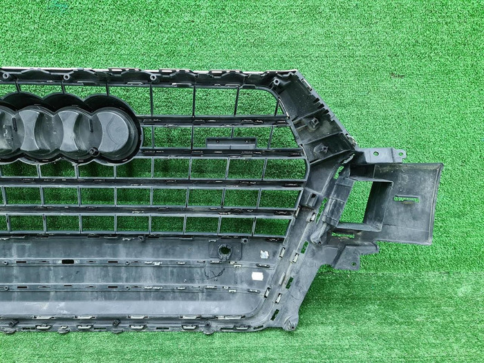 Решетка радиатора Audi Q7 4M 2 (2015-2019)