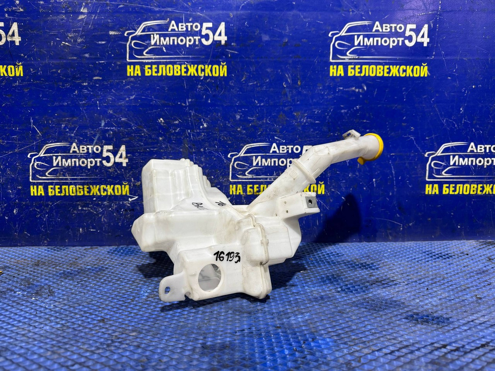 Бачок омывателя MAZDA AXELA 2003-2006