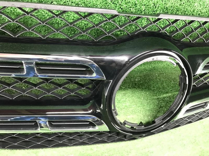 Решетка радиатора Mercedes GLS x167 (2019-2023)