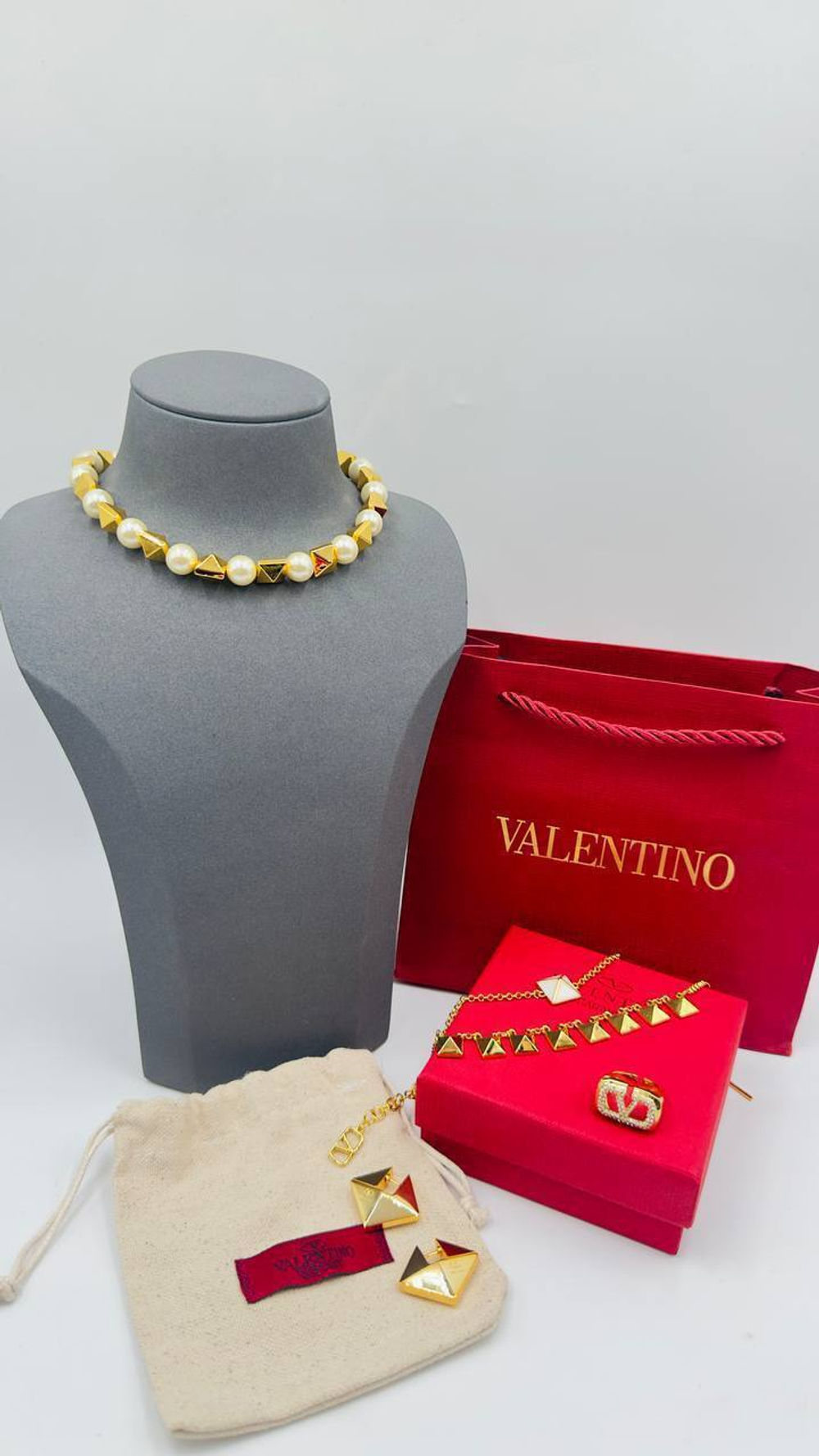 Чокер Valentino
