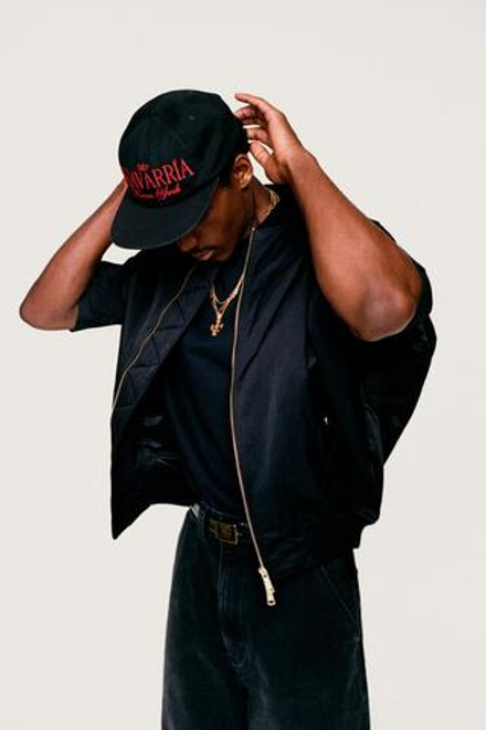 ZARA X WILLY CHAVARRIA КЕПКА С ПЛОСКИМ КОЗЫРЬКОМ И ВЫШИВКОЙ, ЧЕРНЫЙ