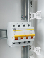 Выключатель нагрузки (мини-рубильник) 4п 40А ВН-32 KARAT IEK MNV10-4-040