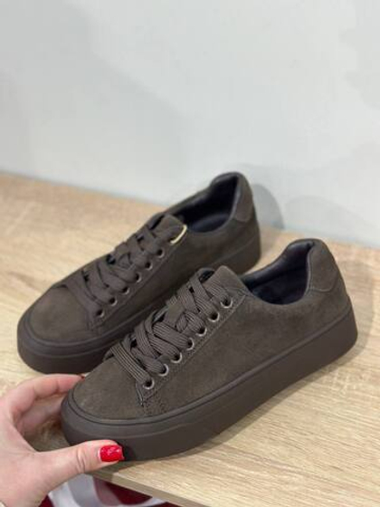 Кеды из натуральной замши