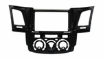 Переходная рамка магнитолы TOYOTA HILUX, FORTUNER 2005-2008 (авто с кондиционером) 9 дюймов