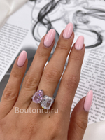 Кольцо серебристое с цирконами