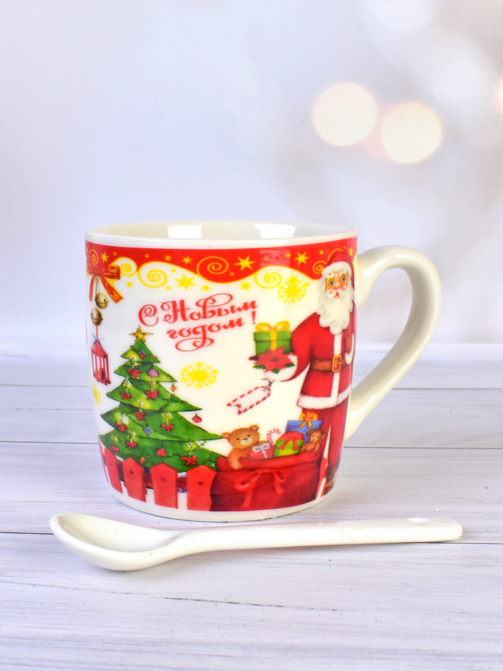 Кружка керамическая 210 мл НОВОГОДНЯЯ LA659-2 с ложкой в подарочной упаковке