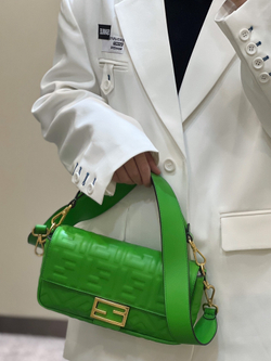 Fendi Baguette 27 cm