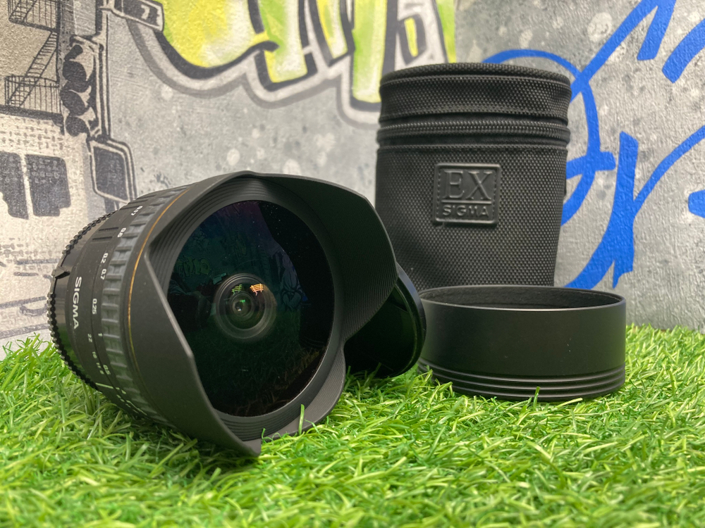 SIGMA 15 2.8 EX DG FISHEYE