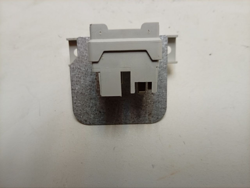 ESL98330 ктп2 Сетевая кнопка для посудомоечных машин Zanussi AEG Electrolux 1113337024 б/у