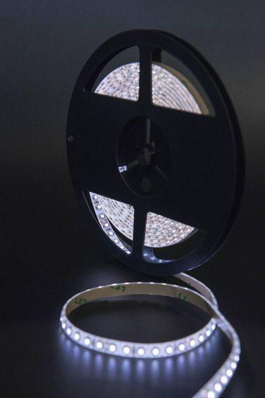 Светодиодная влагозащищенная лента SWG 9,6W/m 60LED/m 3528SMD нейтральный белый 5M 002126