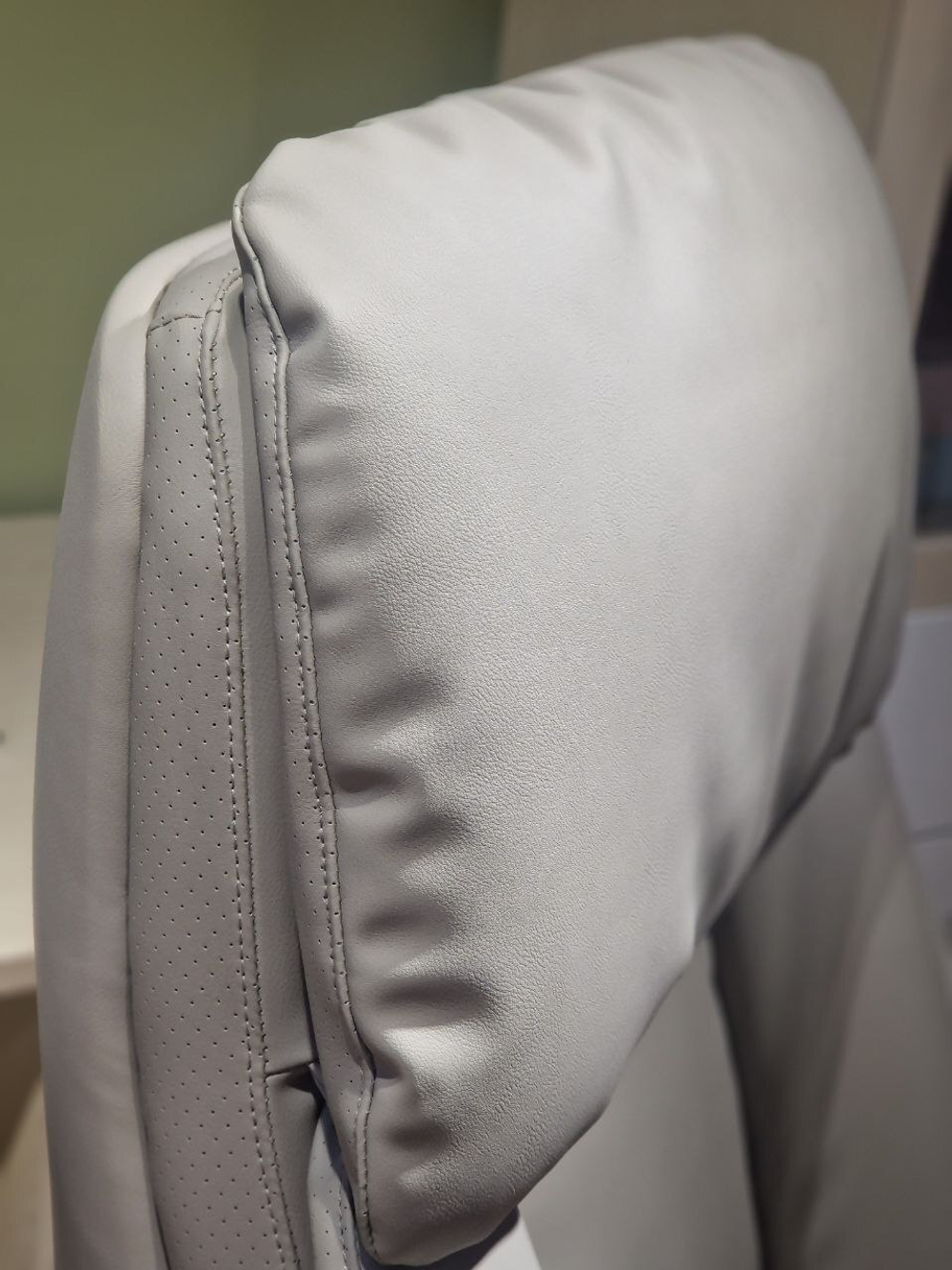 Кресло офисное 2909 982659 grey color LEATHER