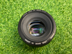 Canon EF 50mm 1.4 USM