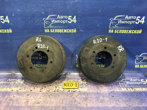 Барабан тормозной задний NISSAN MISTRAL 1997